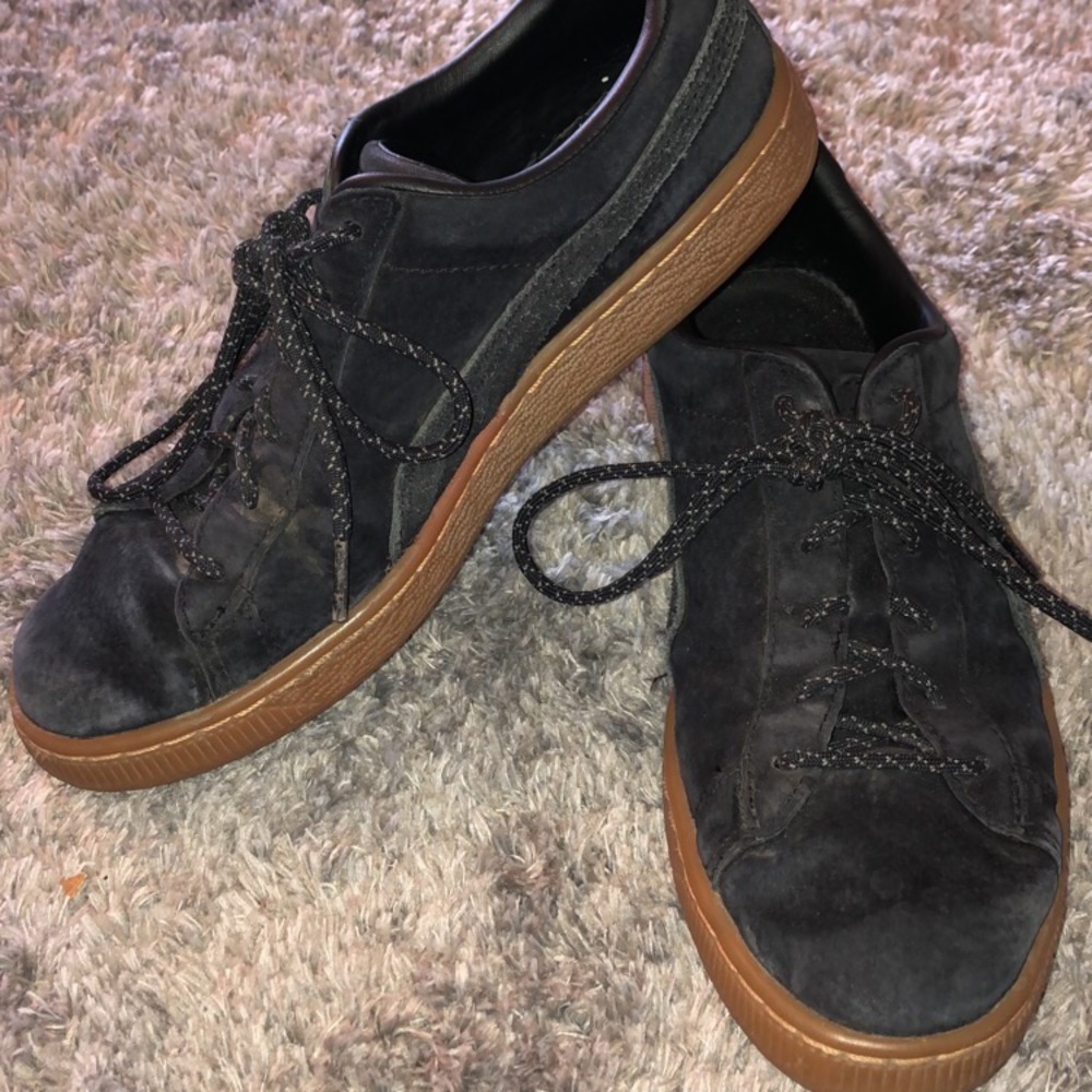 Puma sneakers